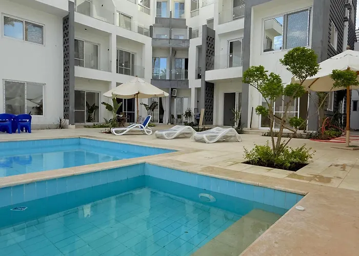 Family Luxury Free & Pool Apartman